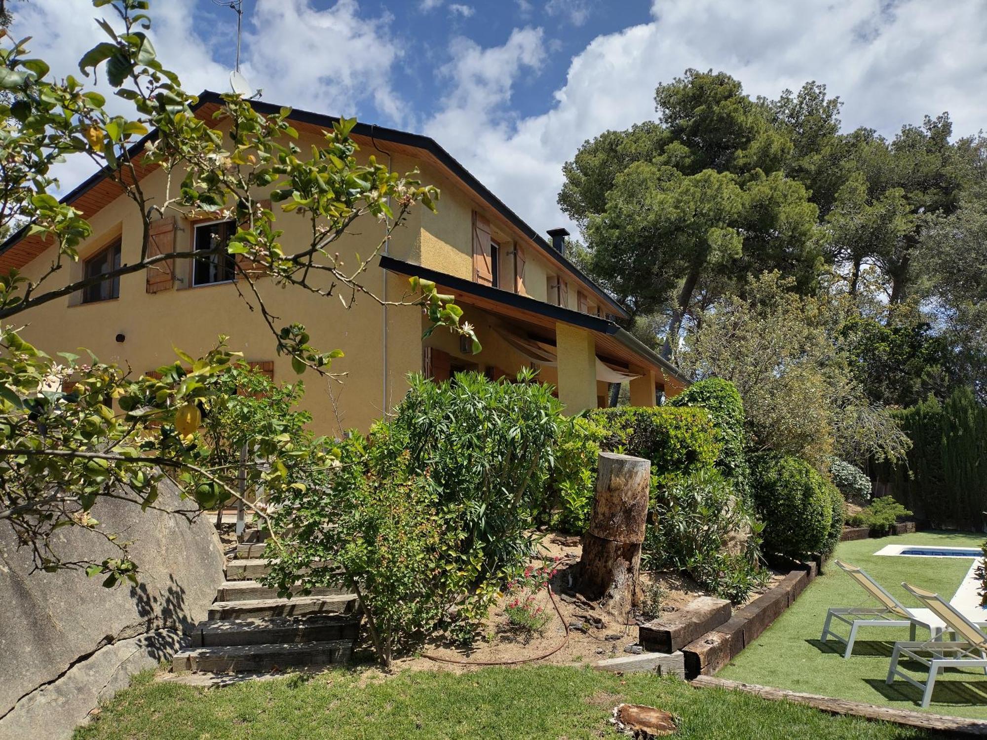 Sant Cebrià de VallaltaCasa Feliz别墅 外观 照片
