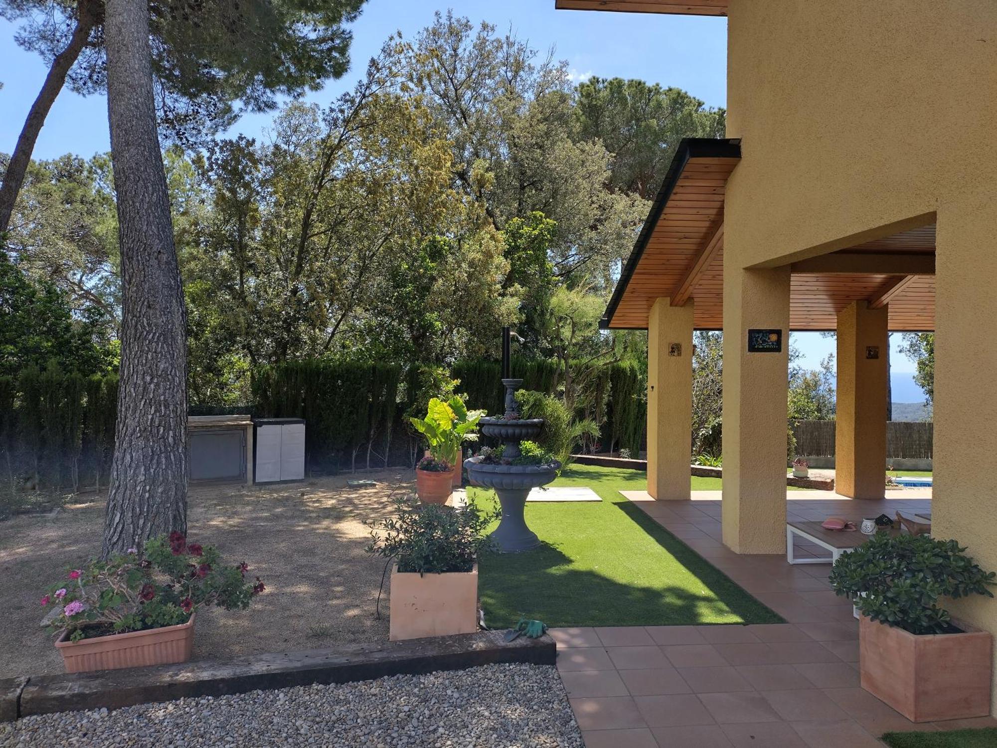 Sant Cebrià de VallaltaCasa Feliz别墅 外观 照片