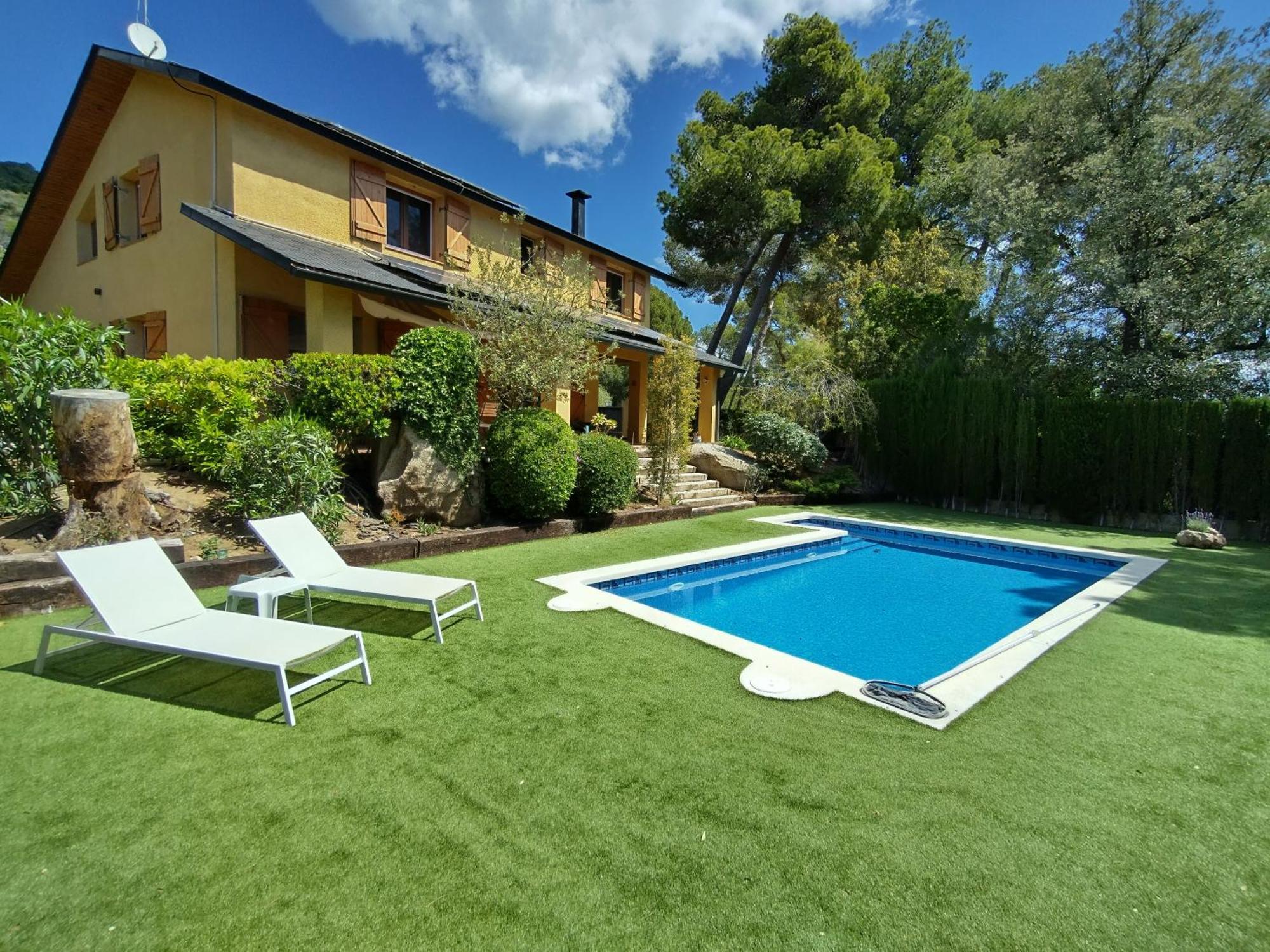 Sant Cebrià de VallaltaCasa Feliz别墅 外观 照片