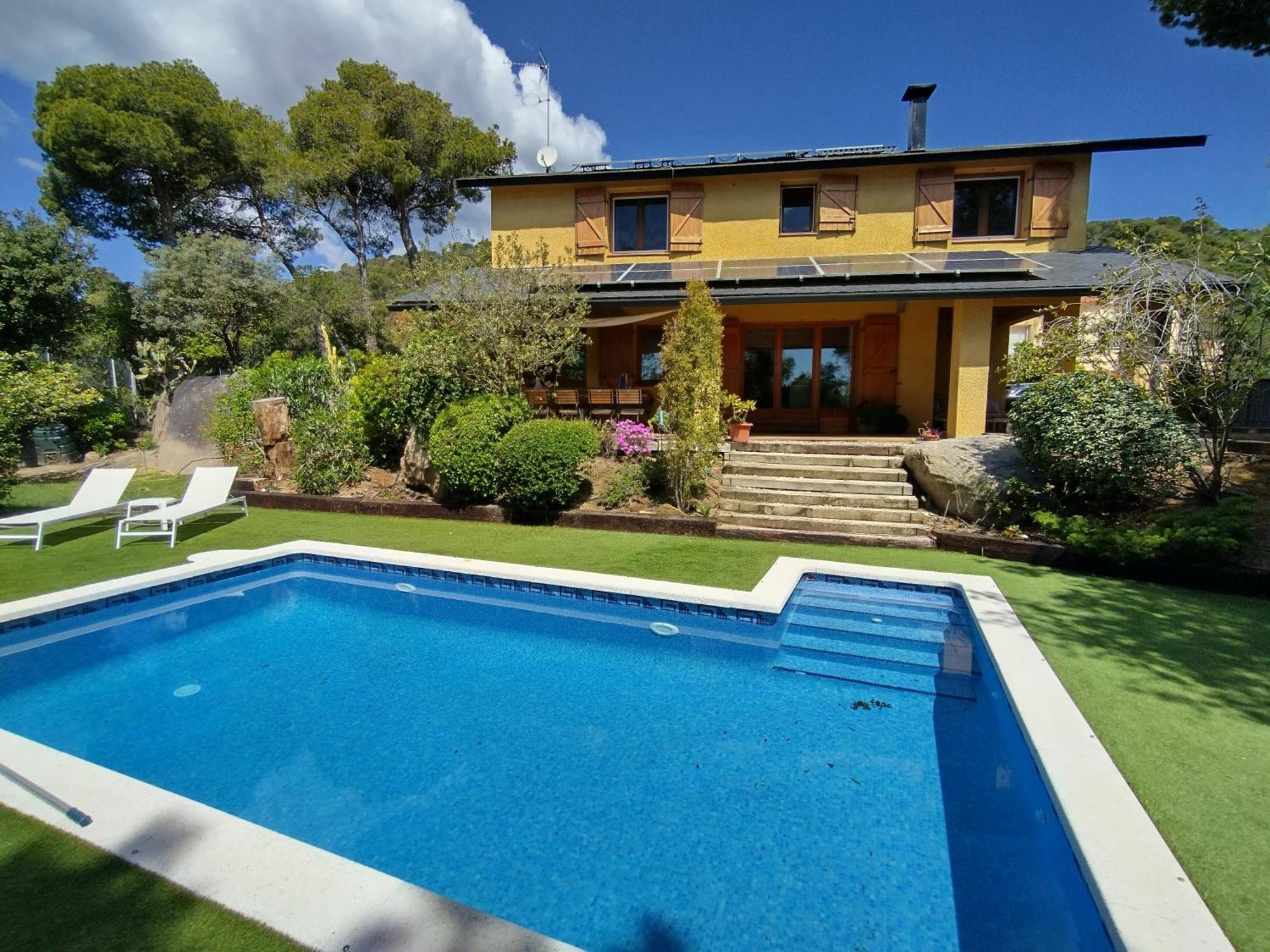 Sant Cebrià de VallaltaCasa Feliz别墅 外观 照片