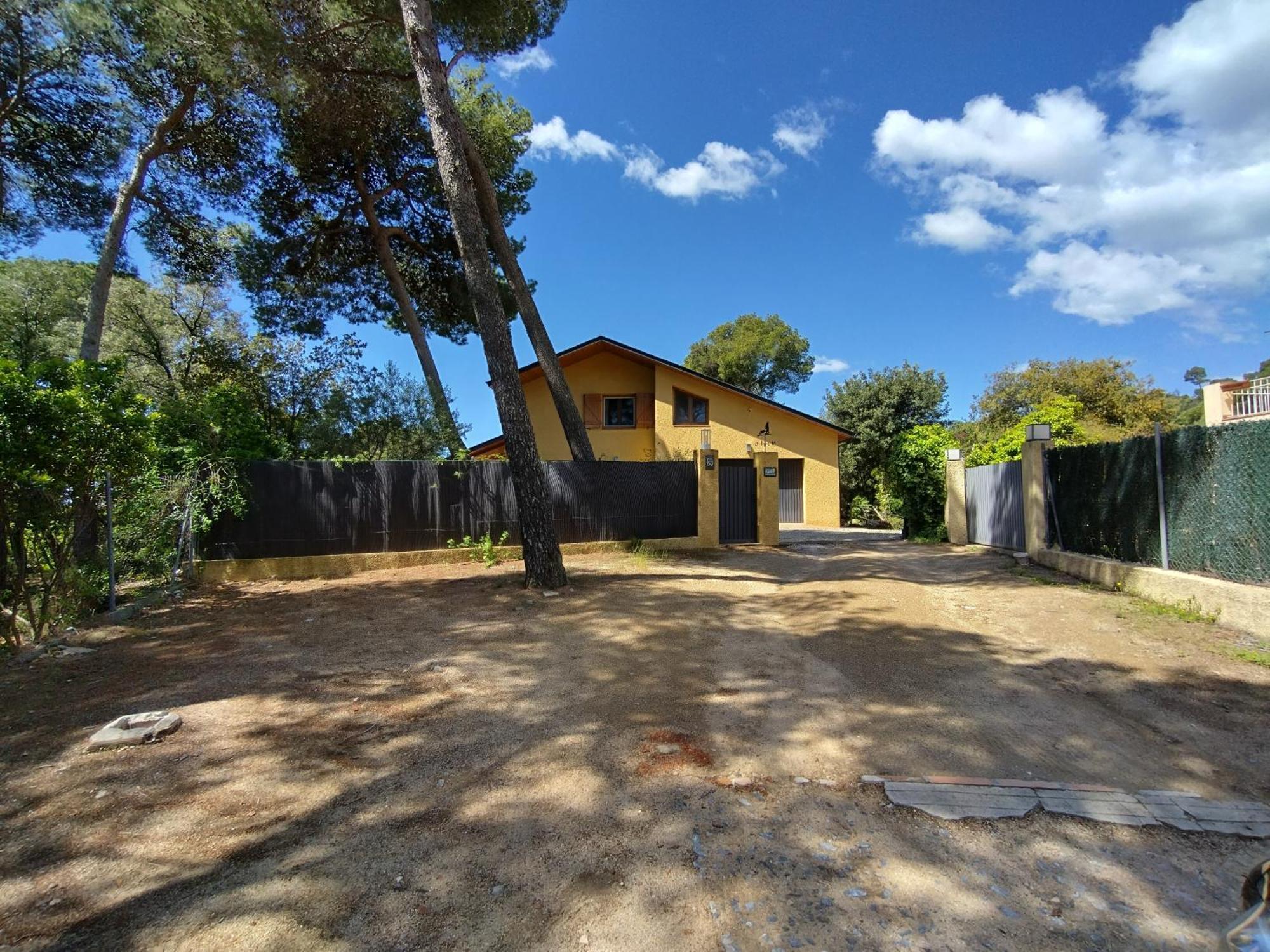 Sant Cebrià de VallaltaCasa Feliz别墅 外观 照片